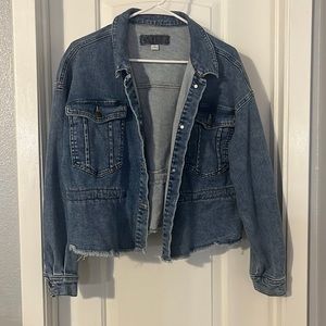Super cute cropped Denim Jacket